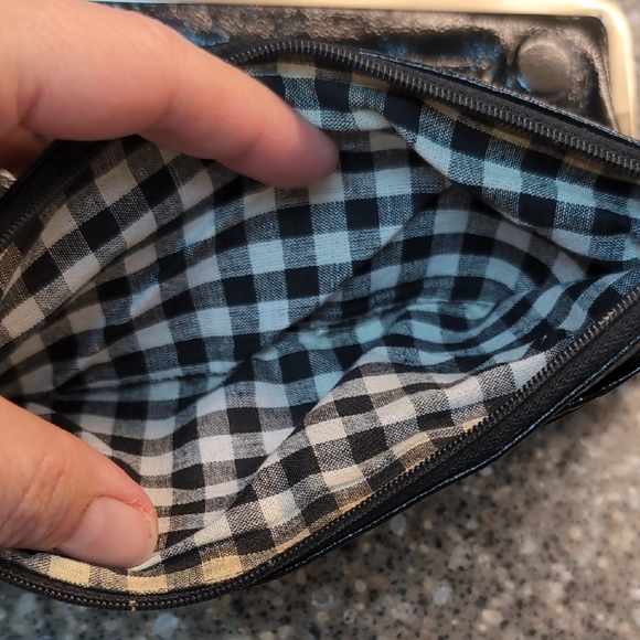 HOBO Shiny Black Clutch with Bow Accent - Picture 10 of 10